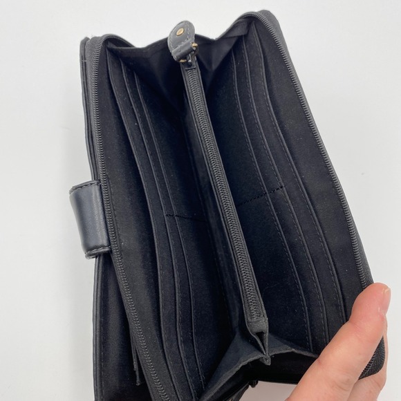 Vintage Aigner Black Leather Long Wallet Organizer Snap Closure Zip Around - Picture 6 of 8
